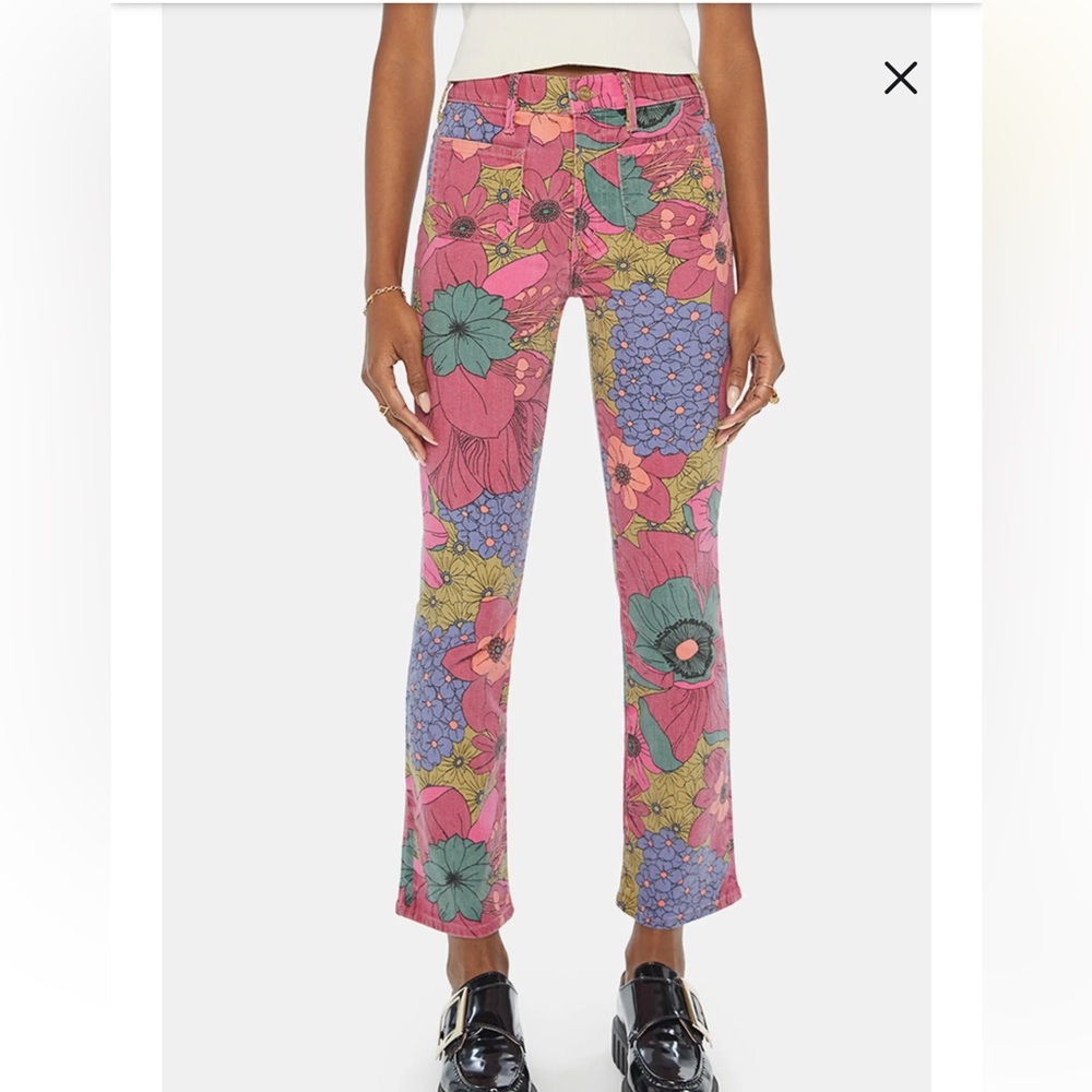 Nwt Insider Flood Patch Pocket Crop Bootcut Jeans
MOTHER Sz 24